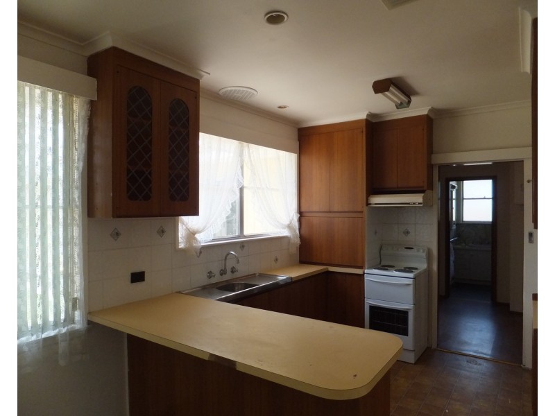 12 McAdam Court, Swan Hill VIC 3585