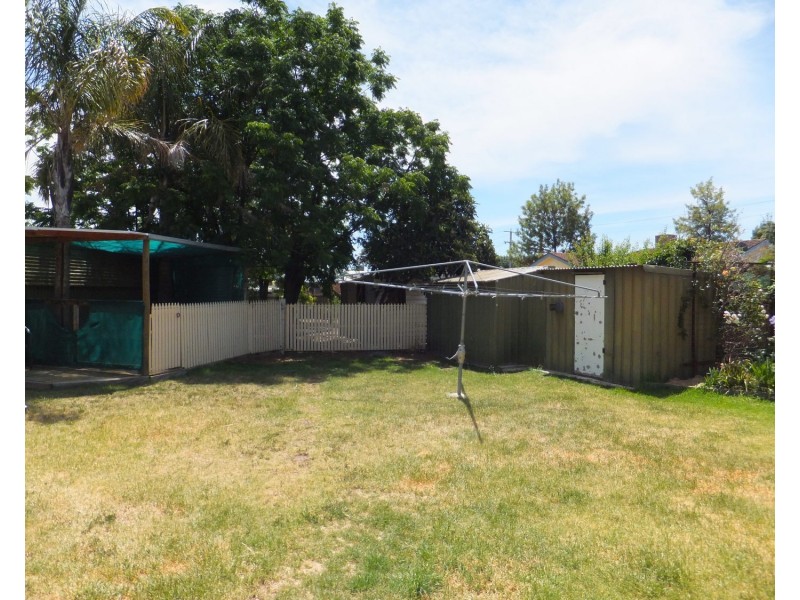 12 McAdam Court, Swan Hill VIC 3585