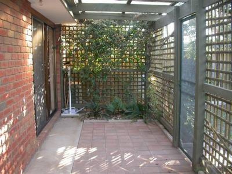 15/3-5 Parnee Street, Swan Hill VIC 3585