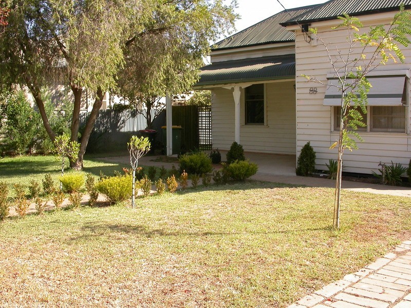 88 Stradbroke  Avenue, Swan Hill VIC 3585