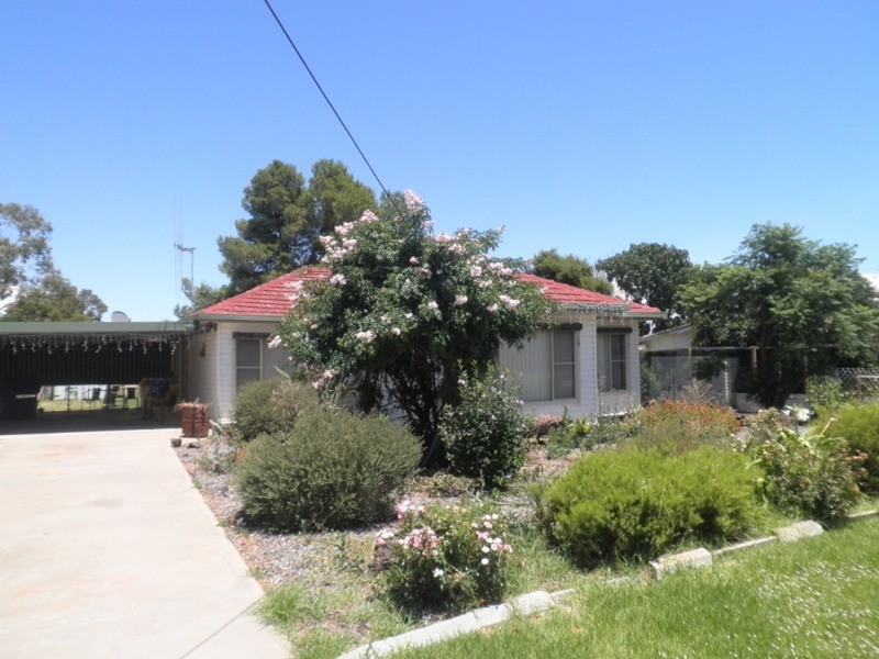 7 Kerang Street, Lake Boga VIC 3584