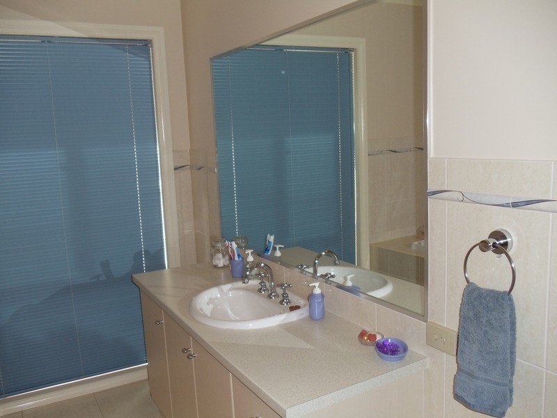 9 Cutri Drive, Swan Hill VIC 3585