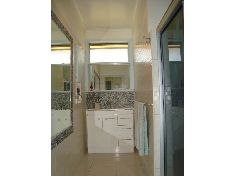 100 Murlong Street, Swan Hill VIC 3585