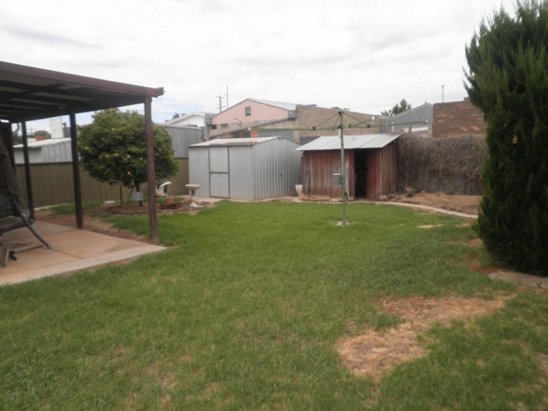 5 Randall Street, Swan Hill VIC 3585