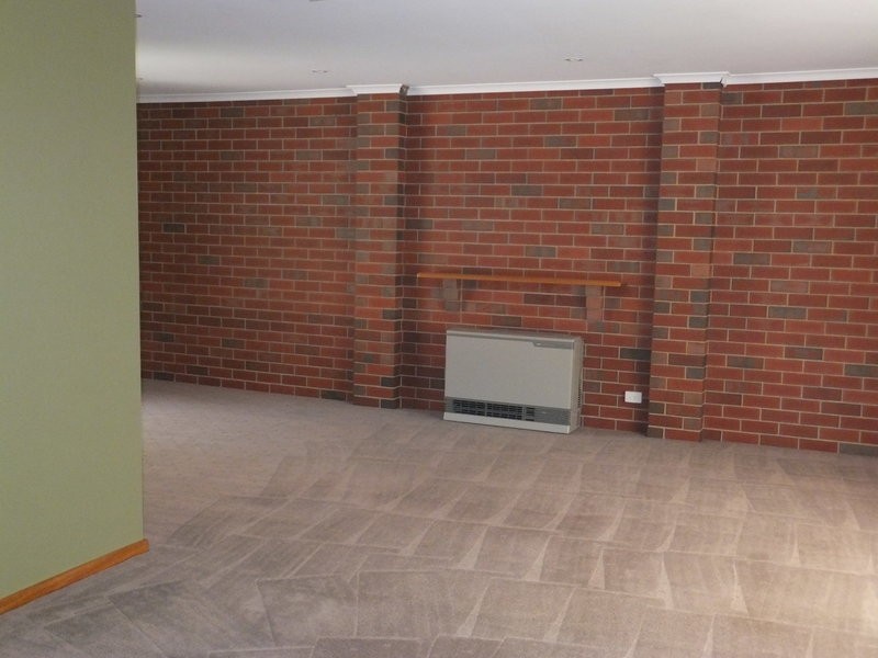 17 Poole Boulevard, Swan Hill VIC 3585