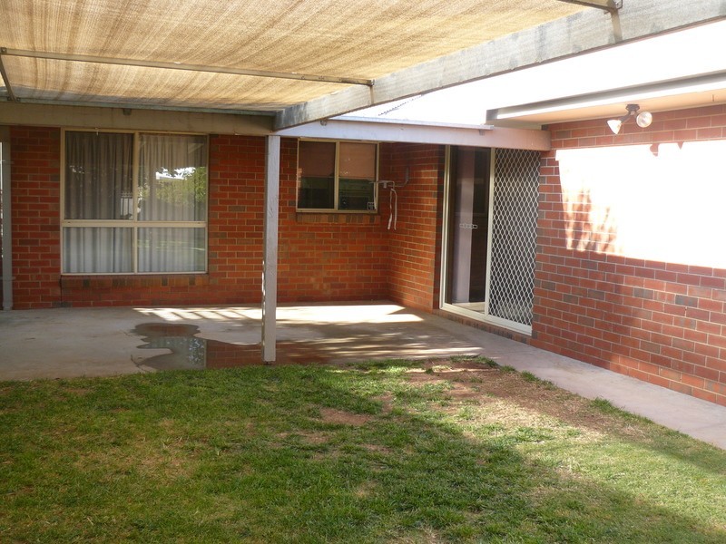 17 Poole Boulevard, Swan Hill VIC 3585