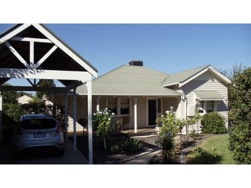 39 Rutherford Street, Swan Hill VIC 3585
