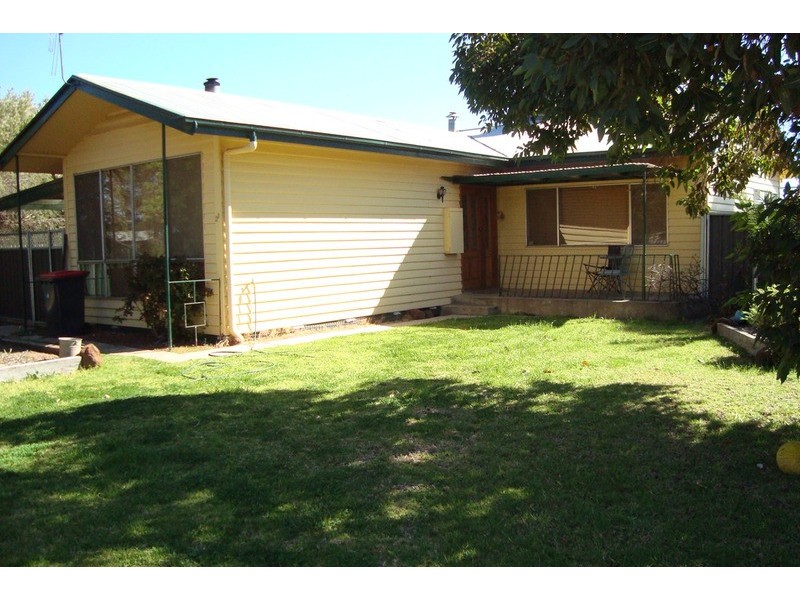38 Murlong Street, Swan Hill VIC 3585