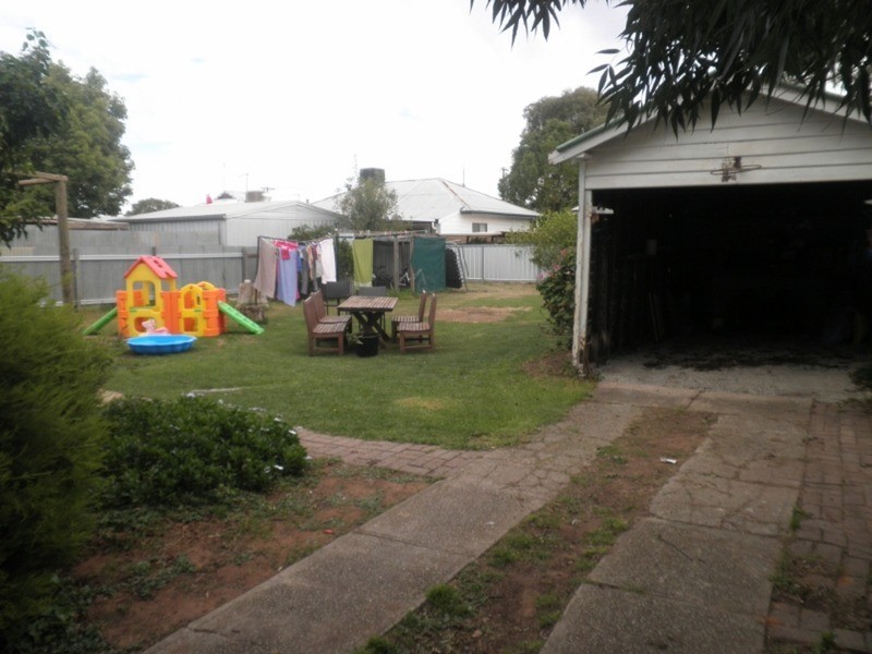 82 Murlong  Street, Swan Hill VIC 3585