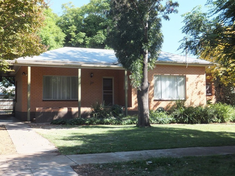 2A Wilson  Street, Swan Hill VIC 3585