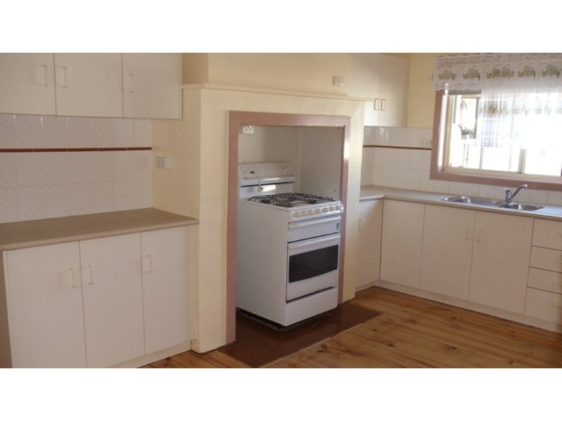 72 Thurla Street, Swan Hill VIC 3585