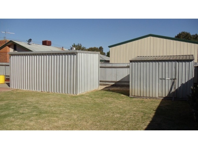72 Thurla Street, Swan Hill VIC 3585