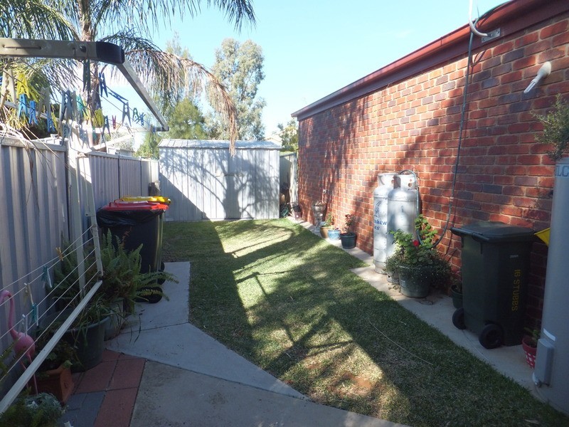 1/7 Cedar Court, Swan Hill VIC 3585