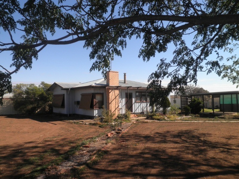 52 Marraboor Street, Lake Boga VIC 3584