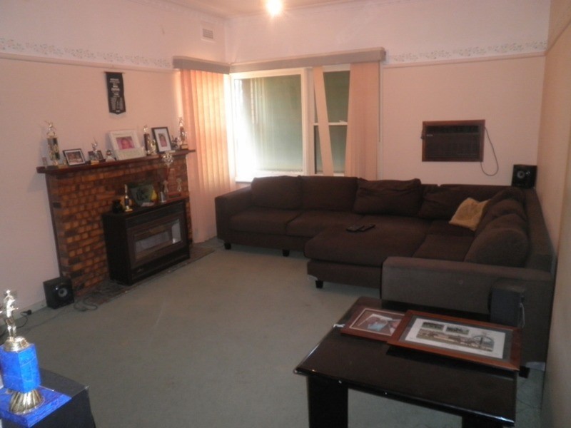 52 Marraboor Street, Lake Boga VIC 3584