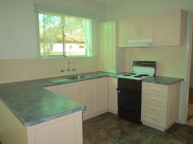 30 Palaroo  Street, Swan Hill VIC 3585