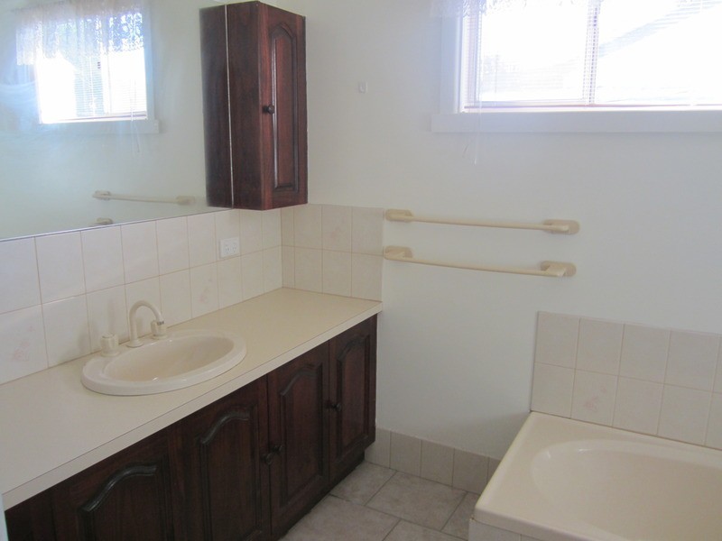 30 Palaroo  Street, Swan Hill VIC 3585