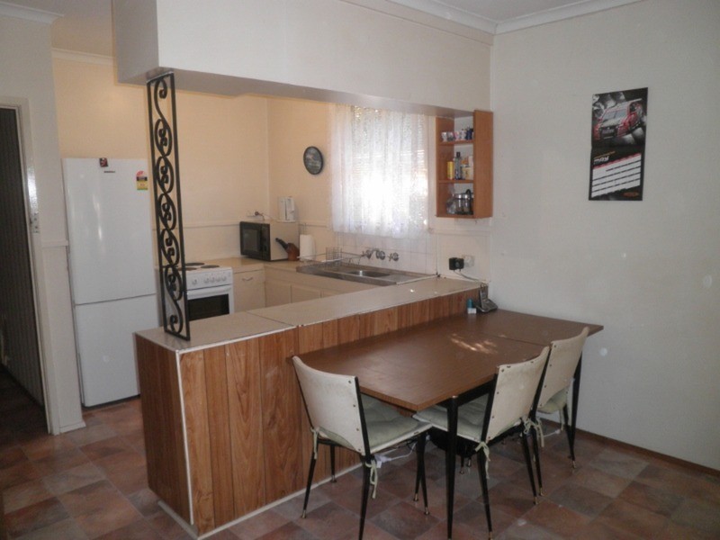 8 McAdam Court, Swan Hill VIC 3585