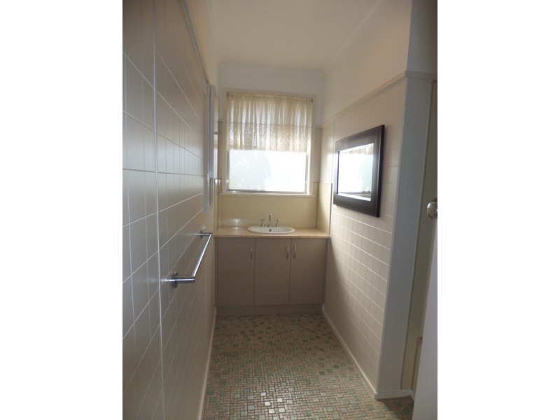 10 McAdam Court, Swan Hill VIC 3585