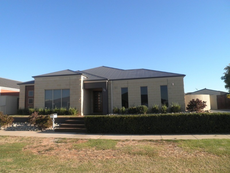26 Boree Drive, Swan Hill VIC 3585