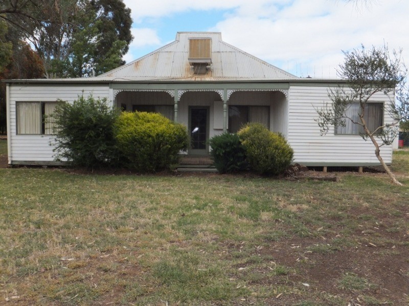 2526 Murray Valley Highway, Vinifera VIC 3591