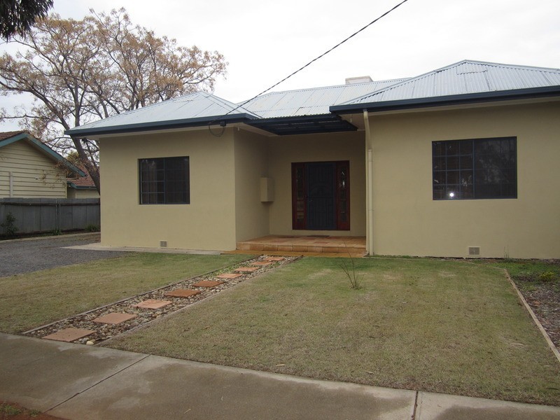 33 Wattie Street, Swan Hill VIC 3585