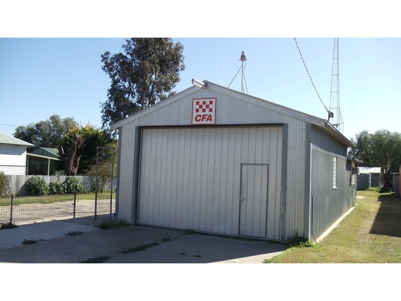 68 Murray Street, Piangil VIC 3597
