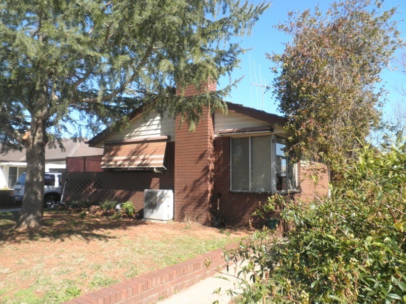 24 Holloway Grove, Swan Hill VIC 3585