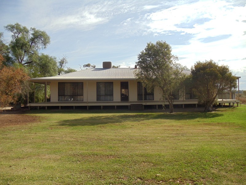 135 Woodgate Road, Swan Hill VIC 3585
