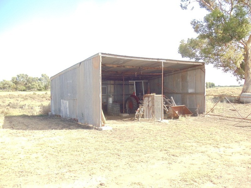 135 Woodgate Road, Swan Hill VIC 3585