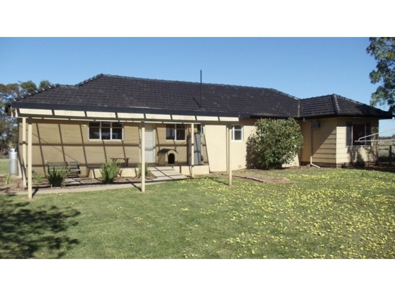 4462B Murray Valley Highway, Lake Boga VIC 3584