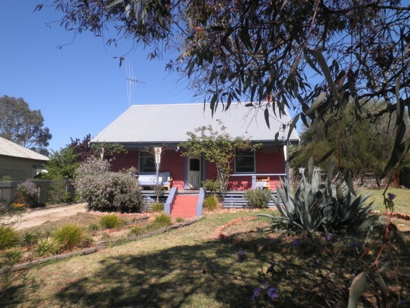 11 Murray Street, Lake Boga VIC 3584