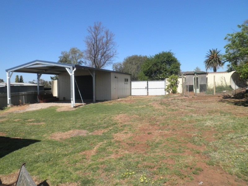 11 Murray Street, Lake Boga VIC 3584