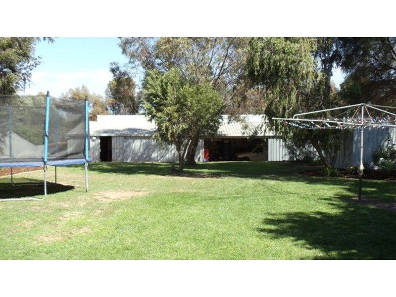 49 Allan Street, Nyah West VIC 3595