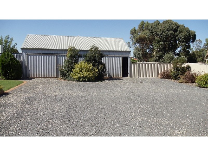 129 Chapman Street, Swan Hill VIC 3585