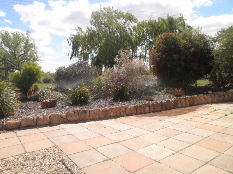 696 Woorinen Road, Swan Hill VIC 3585