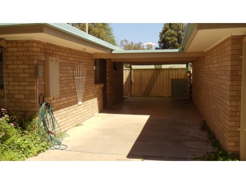 1/14 Milloo Street, Swan Hill VIC 3585