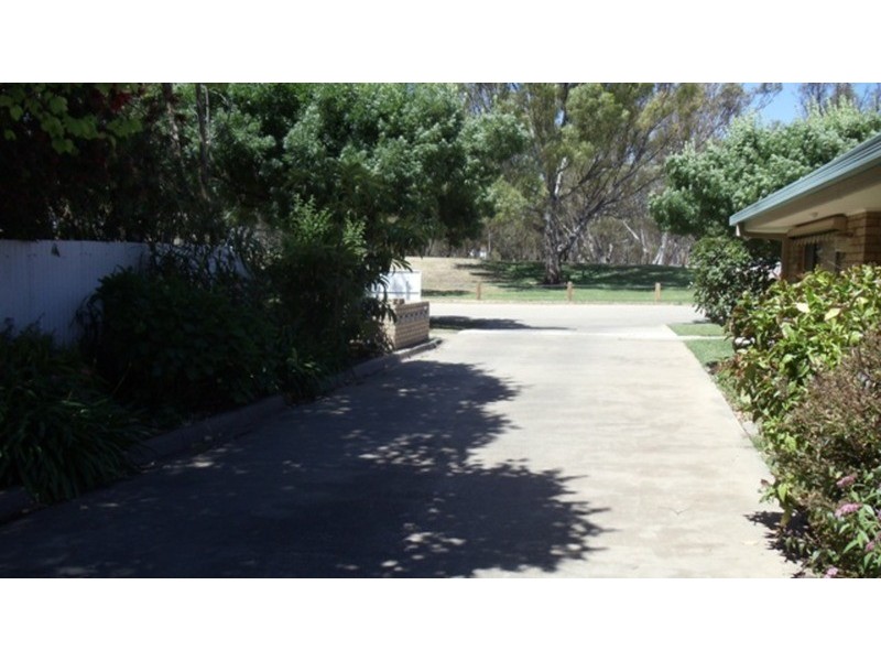 1/14 Milloo Street, Swan Hill VIC 3585