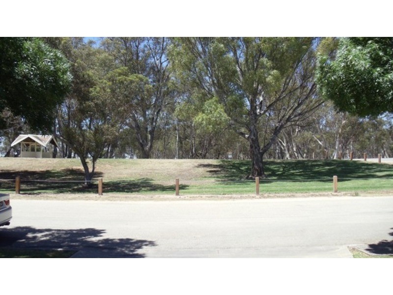 1/14 Milloo Street, Swan Hill VIC 3585