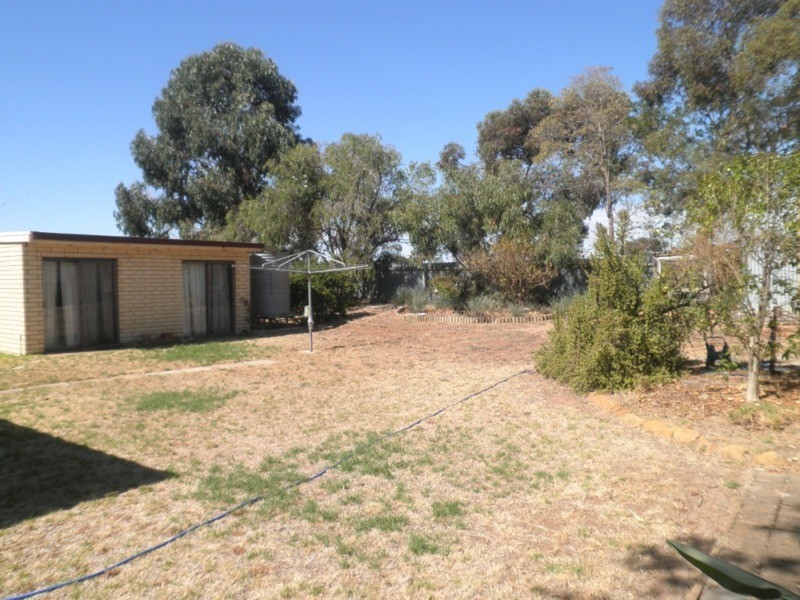 15 Dallas Street, Lake Boga VIC 3584