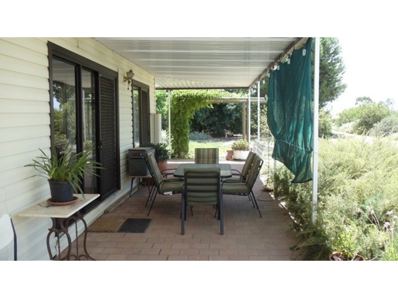 215 Hobson Road, Nyah West VIC 3595