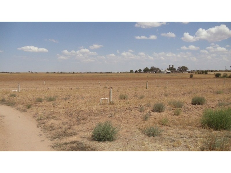 215 Hobson Road, Nyah West VIC 3595