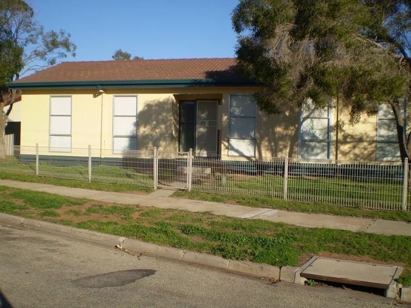 5 Domaille Crescent, Swan Hill VIC 3585