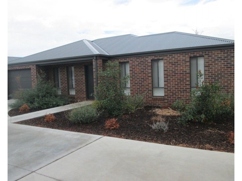 2/37a Pye Street, Swan Hill VIC 3585