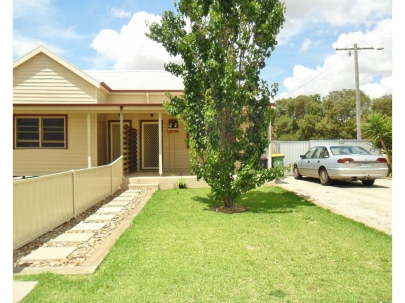 2/81 Thurla Street, Swan Hill VIC 3585