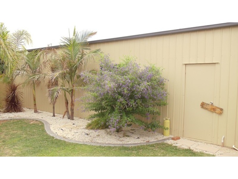 15 Melis Court, Swan Hill VIC 3585