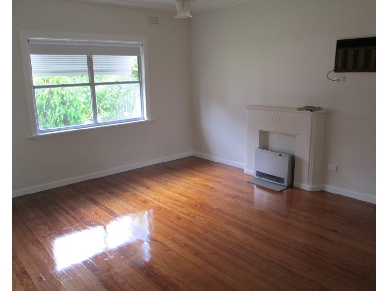 10 Elizabeth Street, Swan Hill VIC 3585