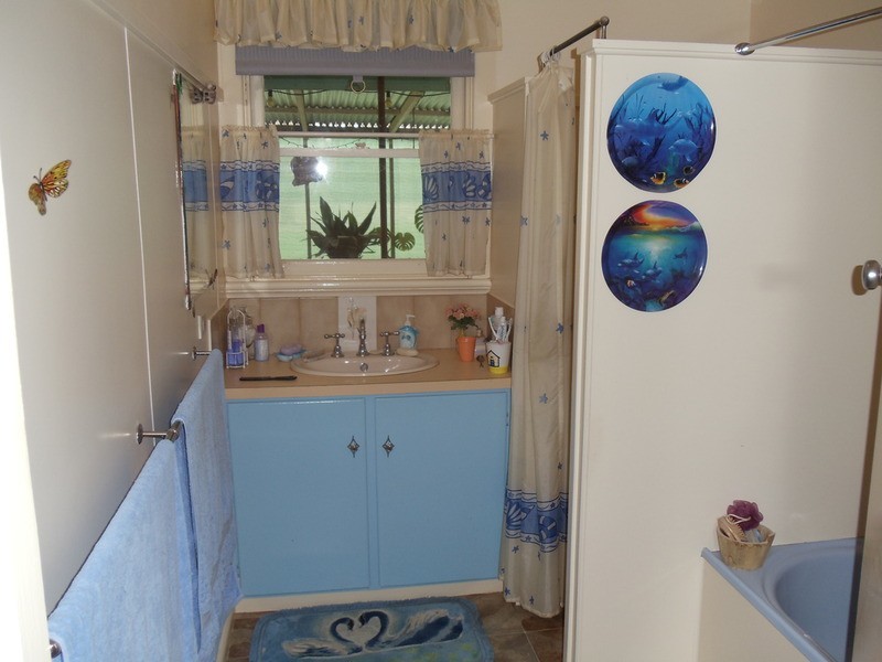 127 Stradbroke Avenue, Nyah VIC 3594