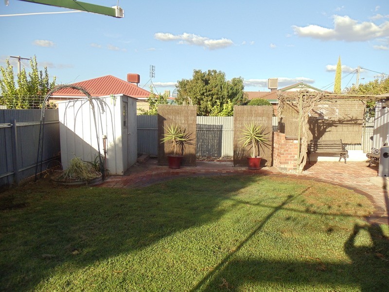 23 Holloway Grove, Swan Hill VIC 3585