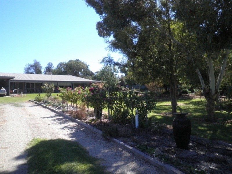 3575 Murray Valley Highway, Wood Wood VIC 3596